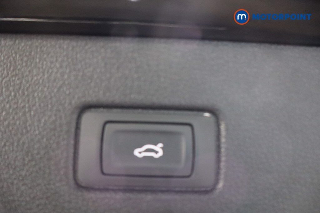 Used Audi Q7 2020 for sale - 76113083: Photo 47