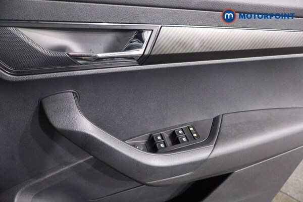 Used Skoda Karoq 2024 for sale - 76143392: Photo 30