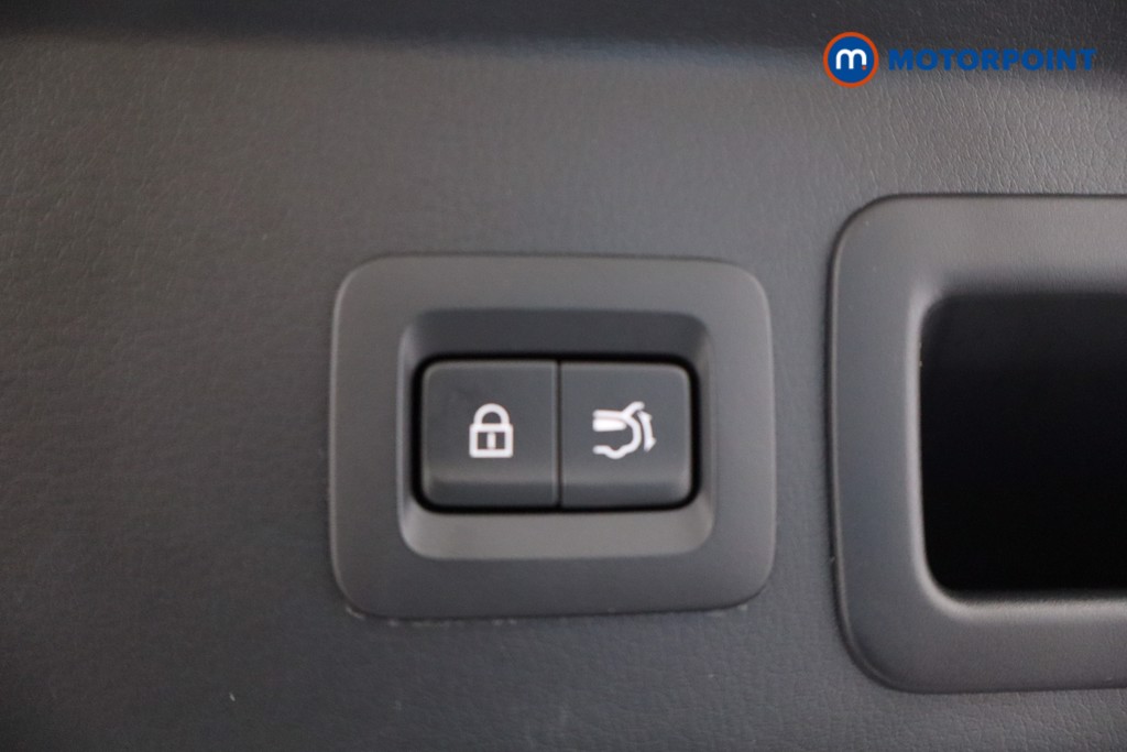 Used Mazda CX-30 2022 for sale - 77045936: Photo 45