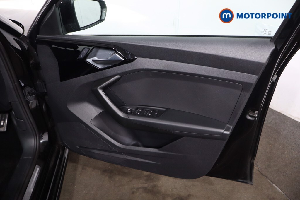 Used Audi A1 for sale - 78176923: Photo 34