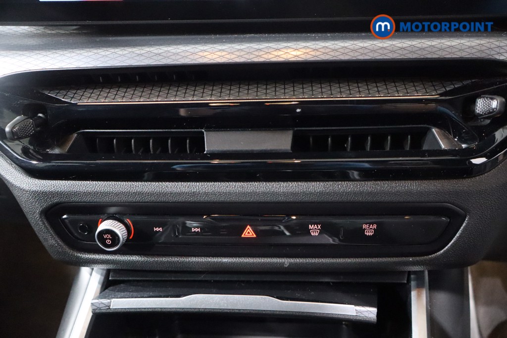 Used BMW 3 Series 2025 for sale - 76638235: Photo 31