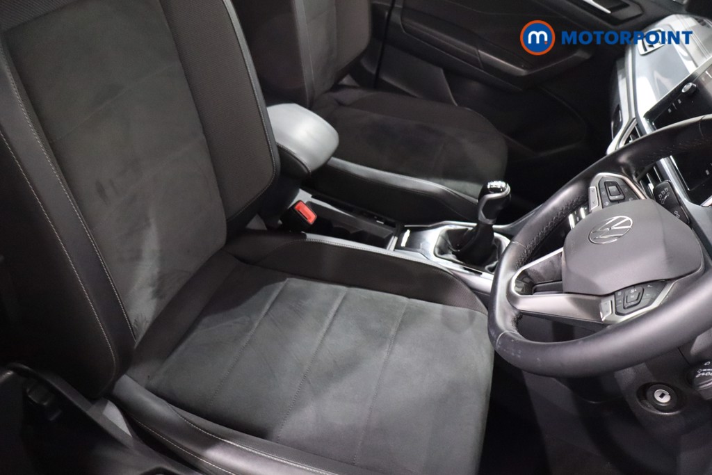 Used Volkswagen T-Roc 2023 for sale - 77604458: Photo 32