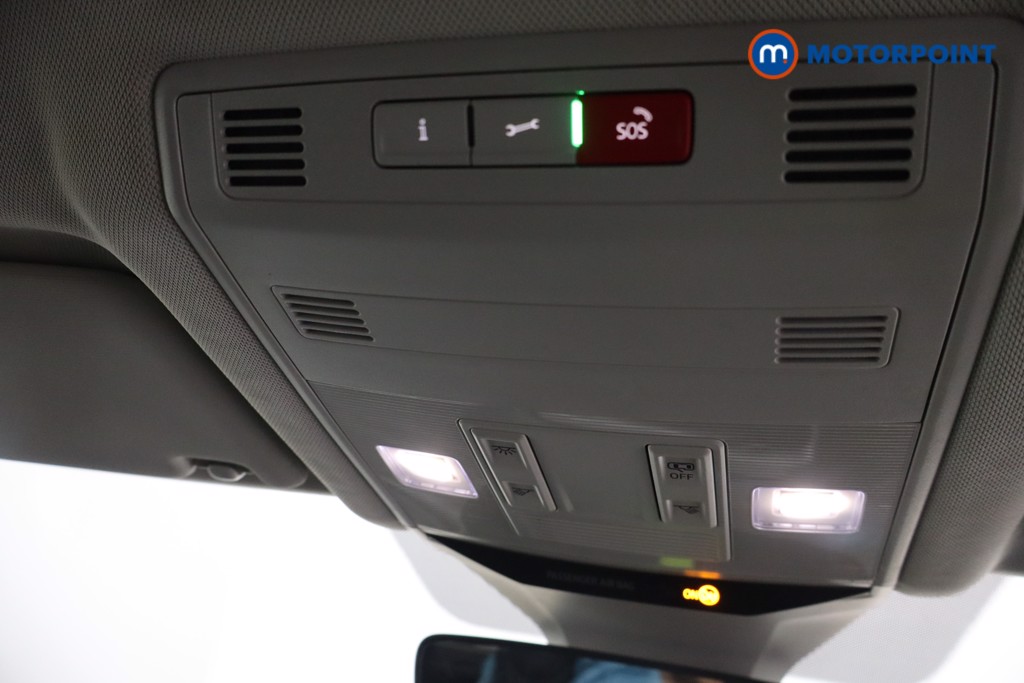 Used Volkswagen T-Roc 2023 for sale - 77604458: Photo 33