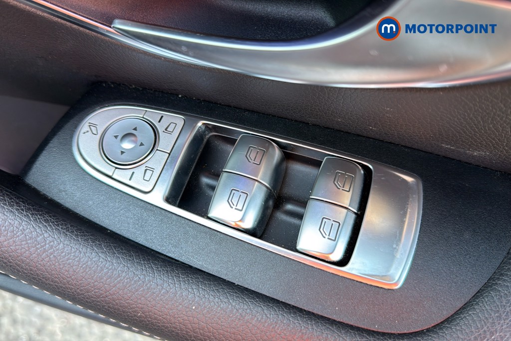 Used Mercedes-Benz E Class 2018 for sale - 77961249: Photo 26