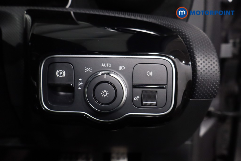 Used Mercedes-Benz A-Class 2019 for sale - 76933935: Photo 29