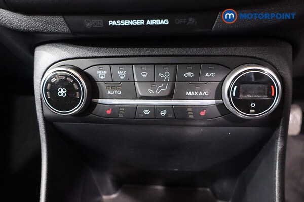 Used Ford Fiesta 2020 for sale - 76157526: Photo 24