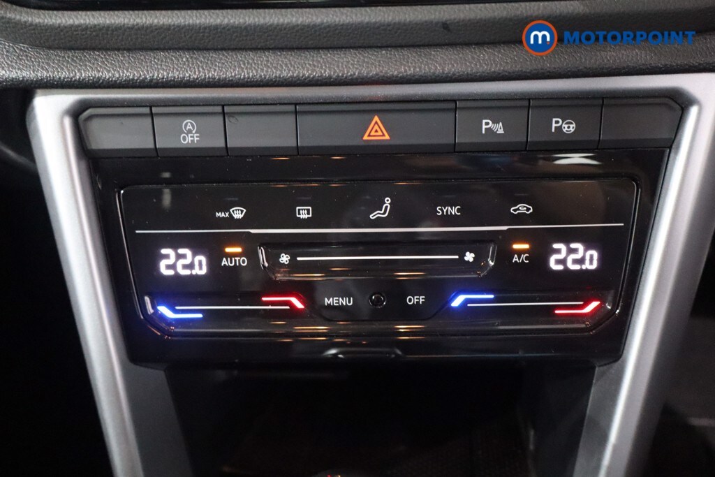 Used Volkswagen T-Roc 2022 for sale - 76146889: Photo 24