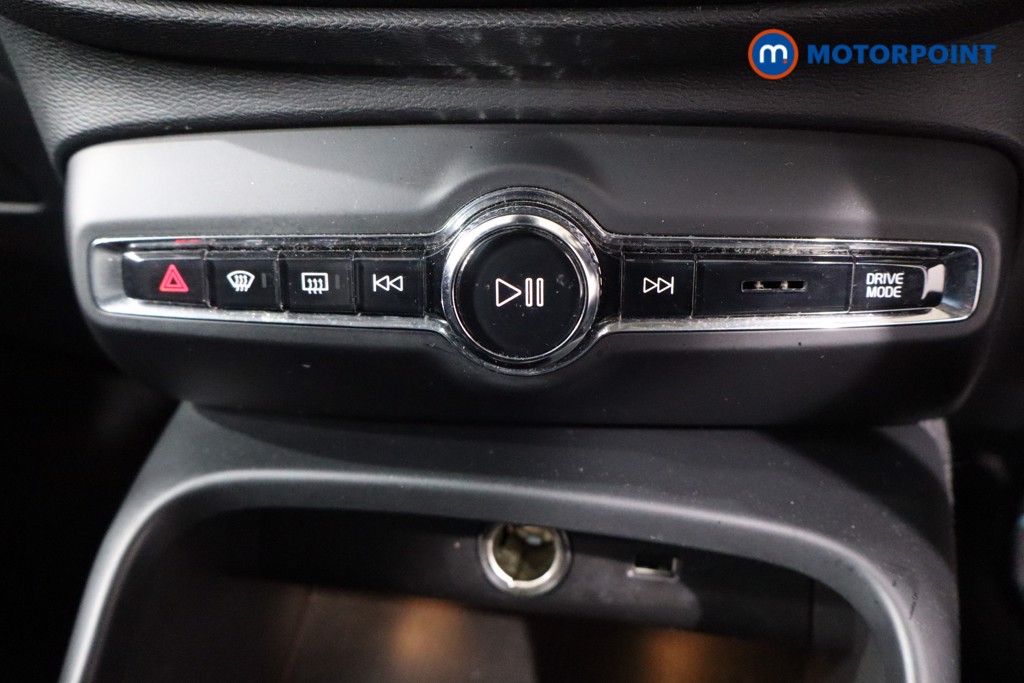 Used Volvo XC40 2021 for sale - 76603600: Photo 24