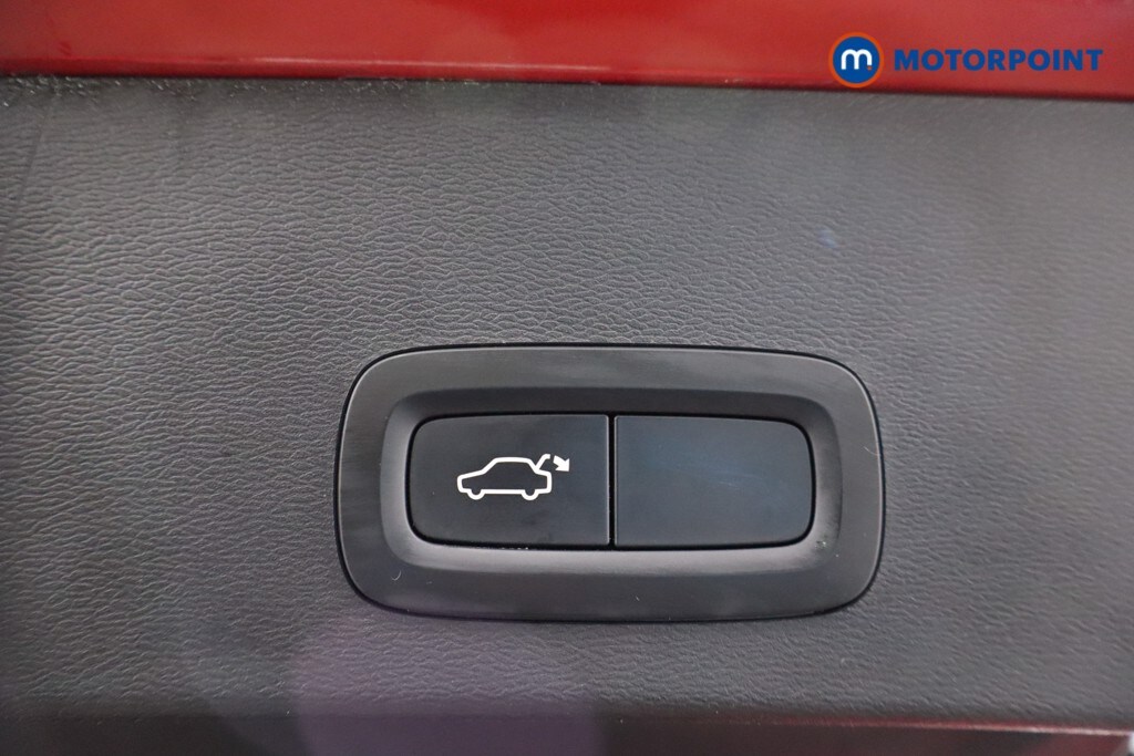 Used Volvo XC40 2021 for sale - 76603600: Photo 44