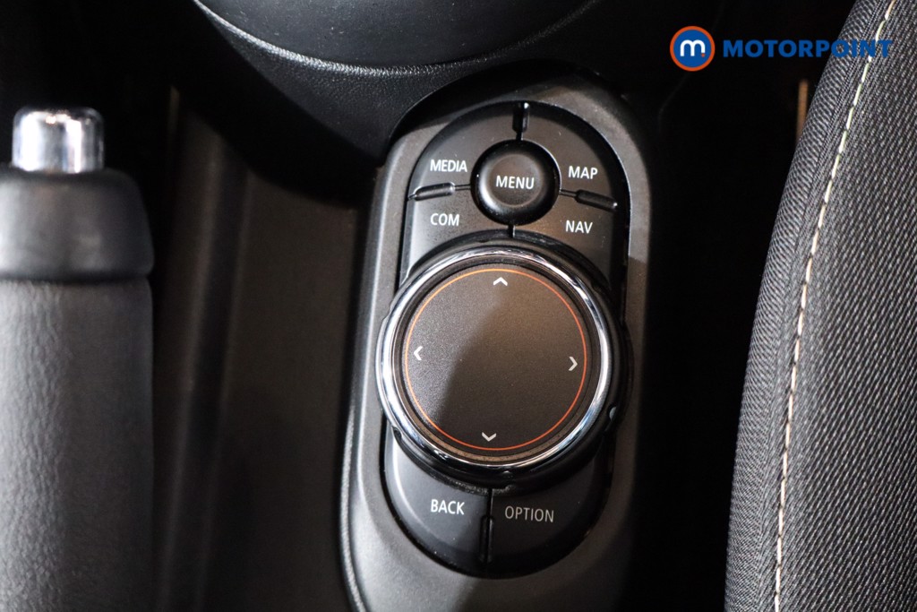 Used MINI Hatch 2018 for sale - 76319919: Photo 24