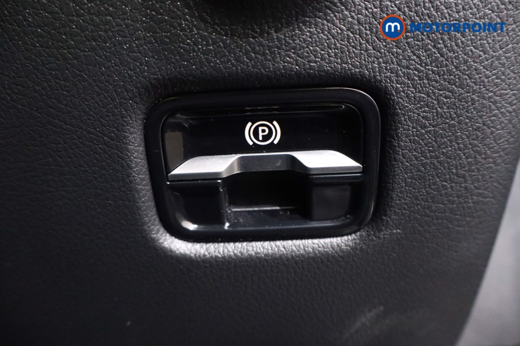 Used Mercedes-Benz C Class 2025 for sale - 78078523: Photo 27