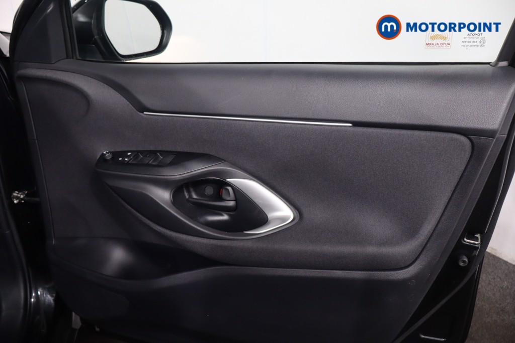 Used Toyota Yaris Cross 2022 for sale - 77604398: Photo 30