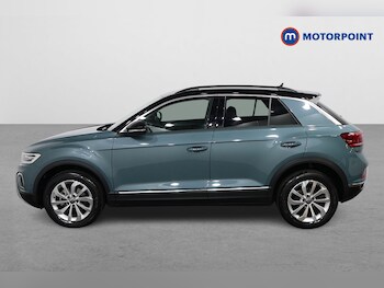Used Volkswagen T-Roc 2023 for sale - 75593478: Photo