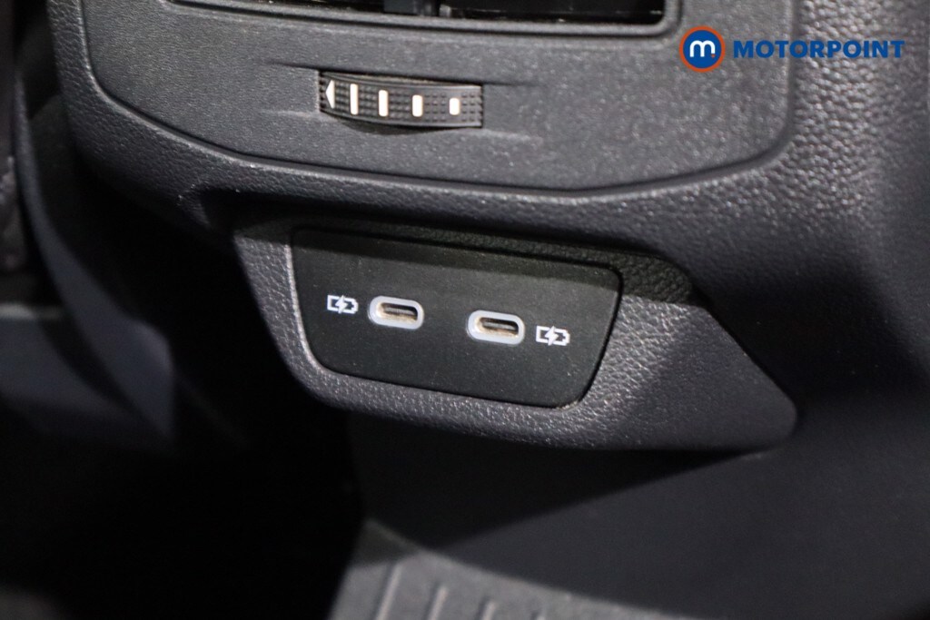 Used Volkswagen T-Roc 2022 for sale - 76946287: Photo 21