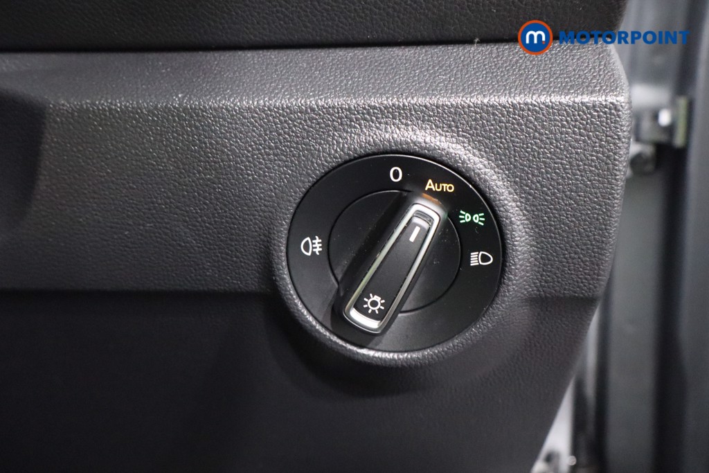 Used Volkswagen T-Roc 2022 for sale - 76946287: Photo 30