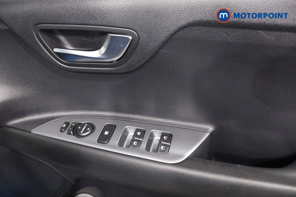 Used Kia Stonic 2024 for sale - 77500615: Photo 35