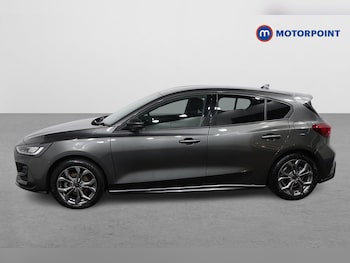 Used Ford Focus 2022 for sale - 77590964: Photo