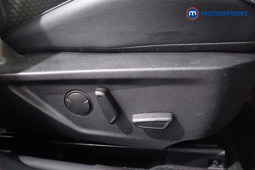 Used Ford Focus 2019 for sale - 76653665: Photo 19