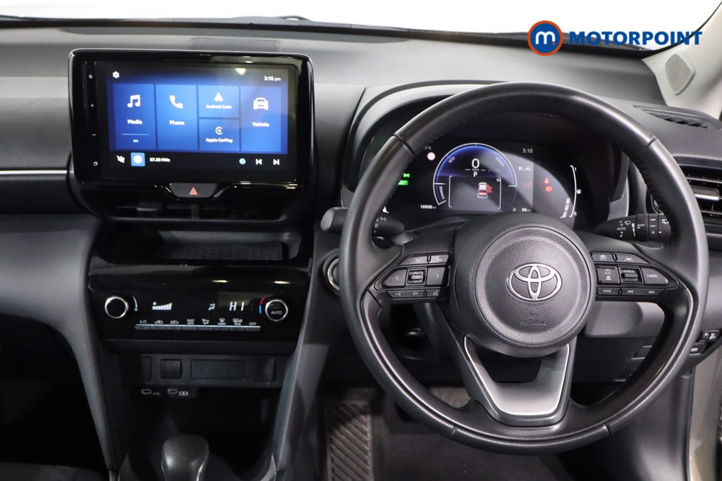 Used Toyota Yaris Cross 2024 for sale - 77916862: Photo 11