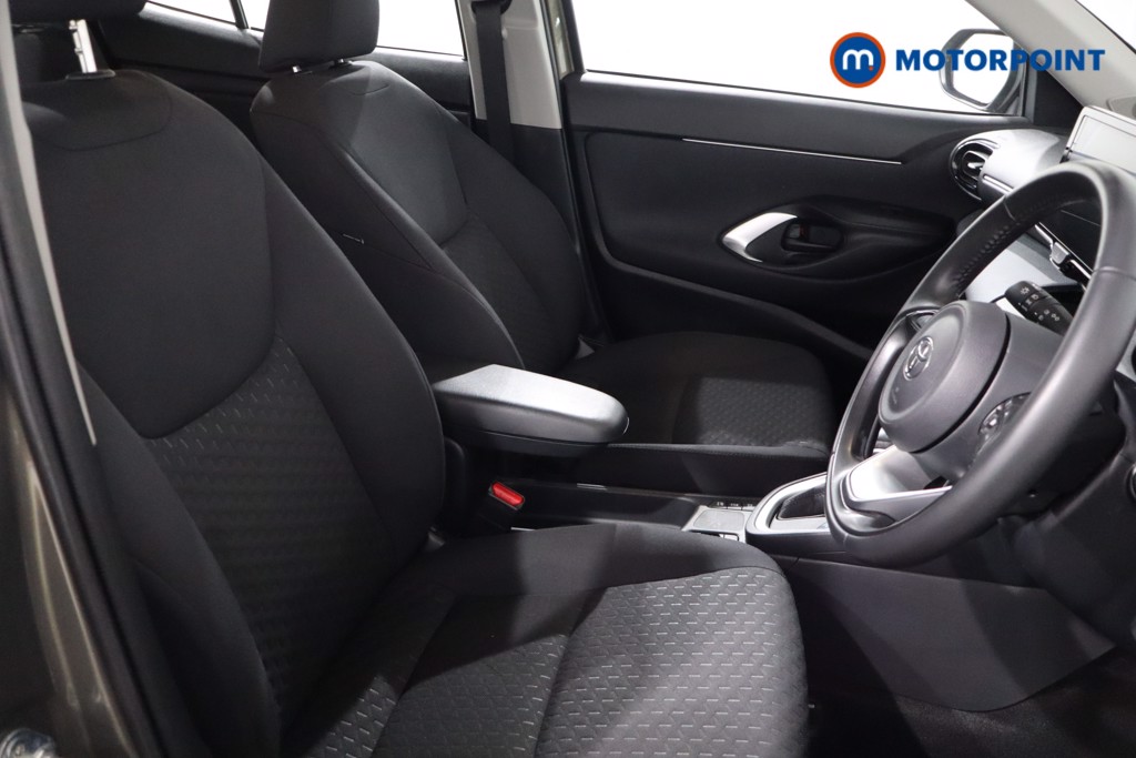 Used Toyota Yaris Cross 2024 for sale - 77916862: Photo 31