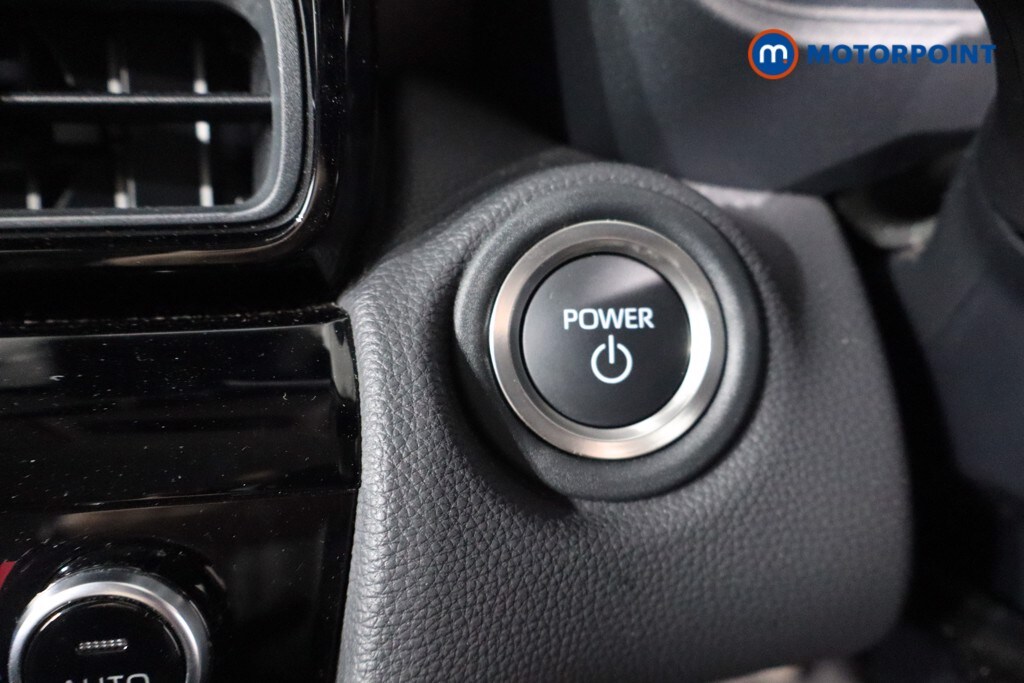 Used Toyota Yaris Cross 2024 for sale - 77916759: Photo 29