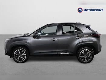 Used Toyota Yaris Cross 2024 for sale - 77916759: Photo