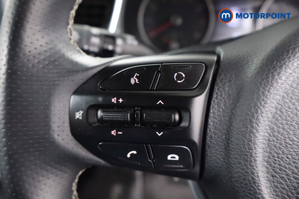 Used Kia Stonic 2019 for sale - 76792615: Photo 15