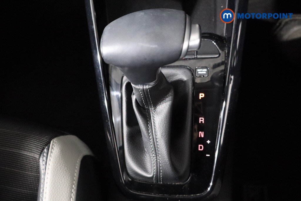 Used Kia Stonic 2019 for sale - 76792615: Photo 22