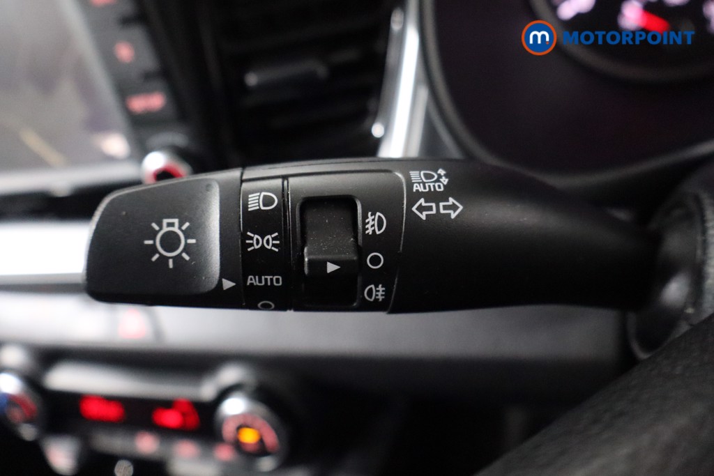 Used Kia Stonic 2019 for sale - 76792615: Photo 24