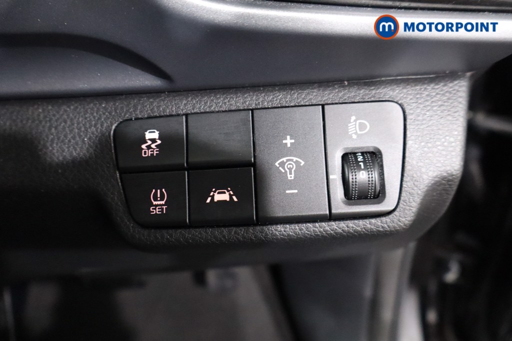 Used Kia Stonic 2019 for sale - 76792615: Photo 27