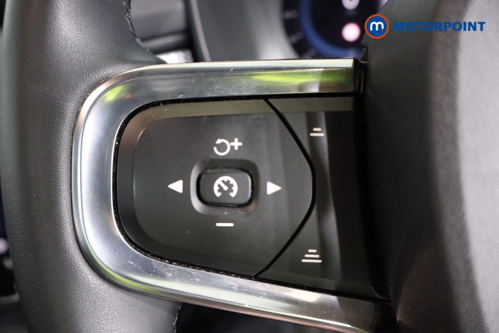 Used Volvo XC40 2023 for sale - 76889954: Photo 22