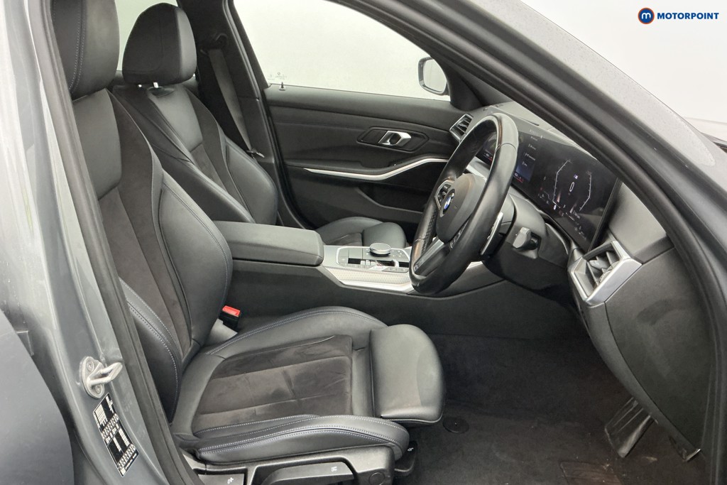 Used BMW 3 Series 2024 for sale - 77286556: Photo 15