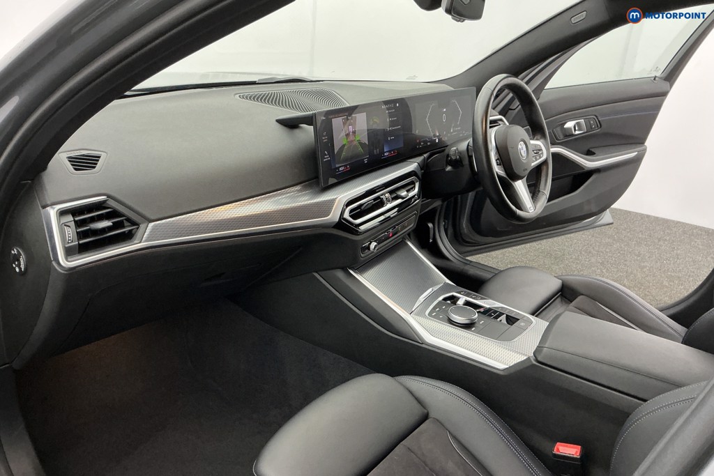 Used BMW 3 Series 2024 for sale - 77286556: Photo 18