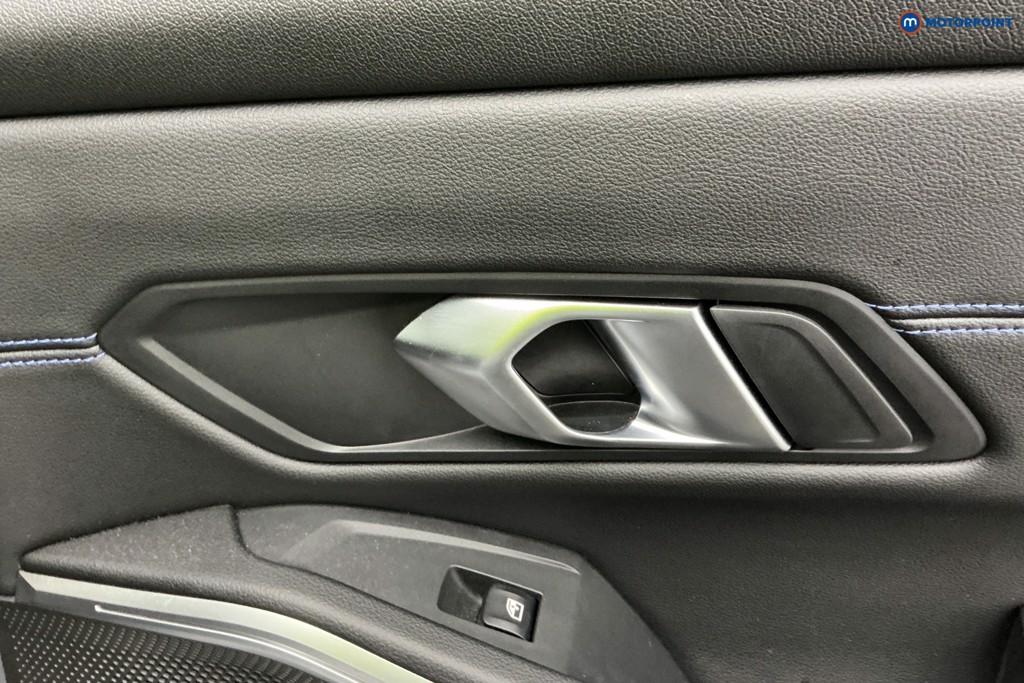 Used BMW 3 Series 2024 for sale - 77286556: Photo 40