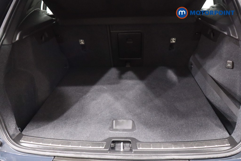 Used Volvo XC40 2019 for sale - 77297790: Photo 44