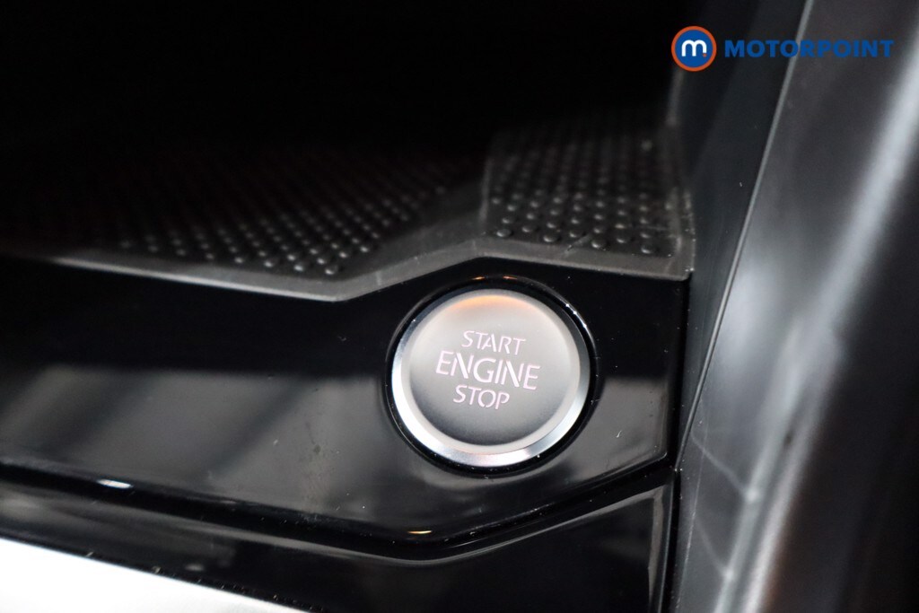 Used Volkswagen T-Roc 2025 for sale - 76232034: Photo 21