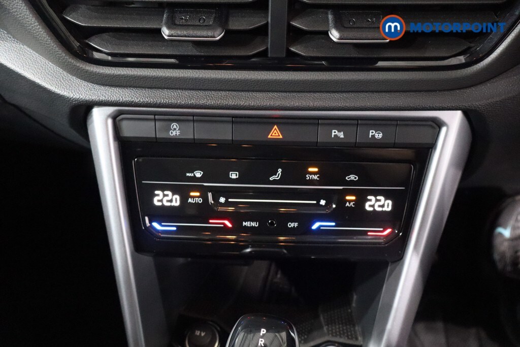 Used Volkswagen T-Roc 2025 for sale - 76232034: Photo 24