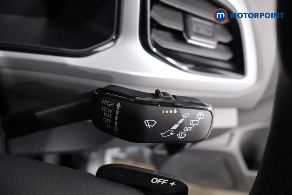 Used Volkswagen T-Roc 2025 for sale - 76232034: Photo 26