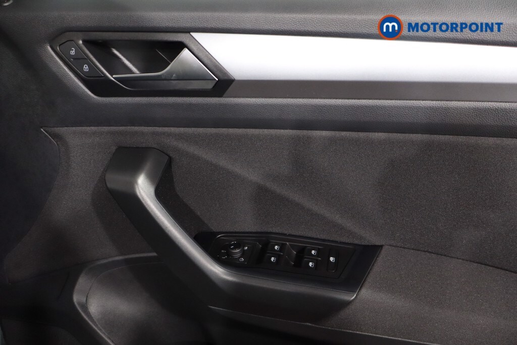 Used Volkswagen T-Roc 2025 for sale - 76232034: Photo 29