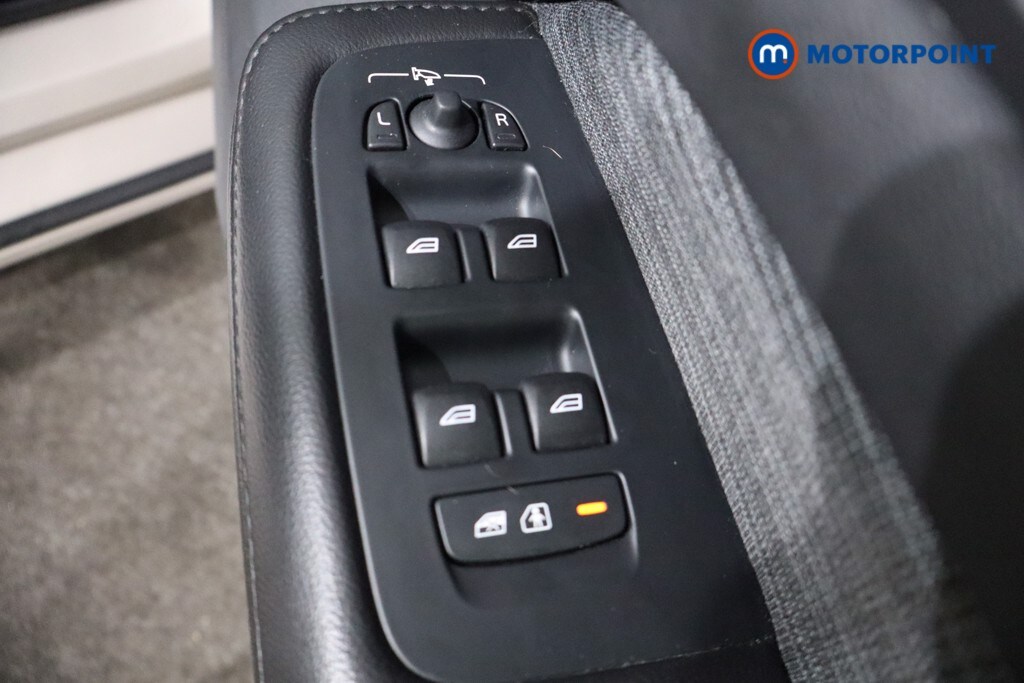 Used Volvo V60 2023 for sale - 75930496: Photo 28