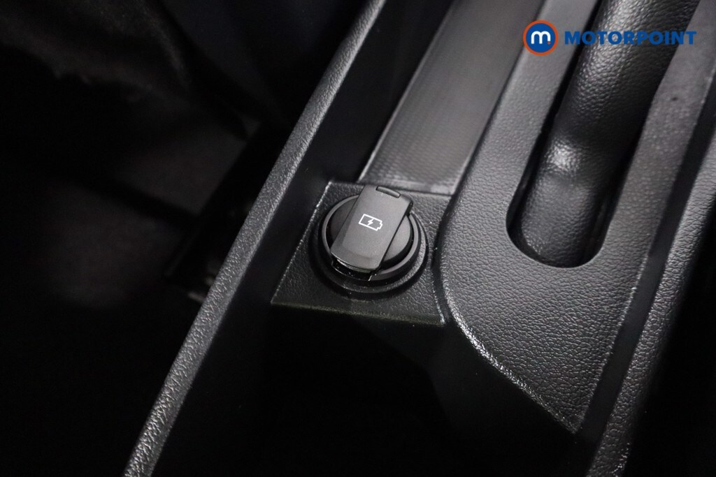 Used Hyundai i10 2023 for sale - 76650749: Photo 21