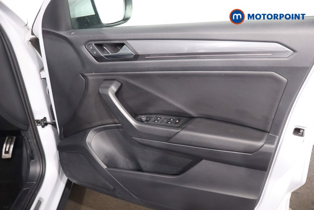 Used Volkswagen T-Roc 2021 for sale - 77414987: Photo 32