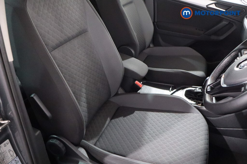 Used Volkswagen Tiguan 2020 for sale - 76330230: Photo 32