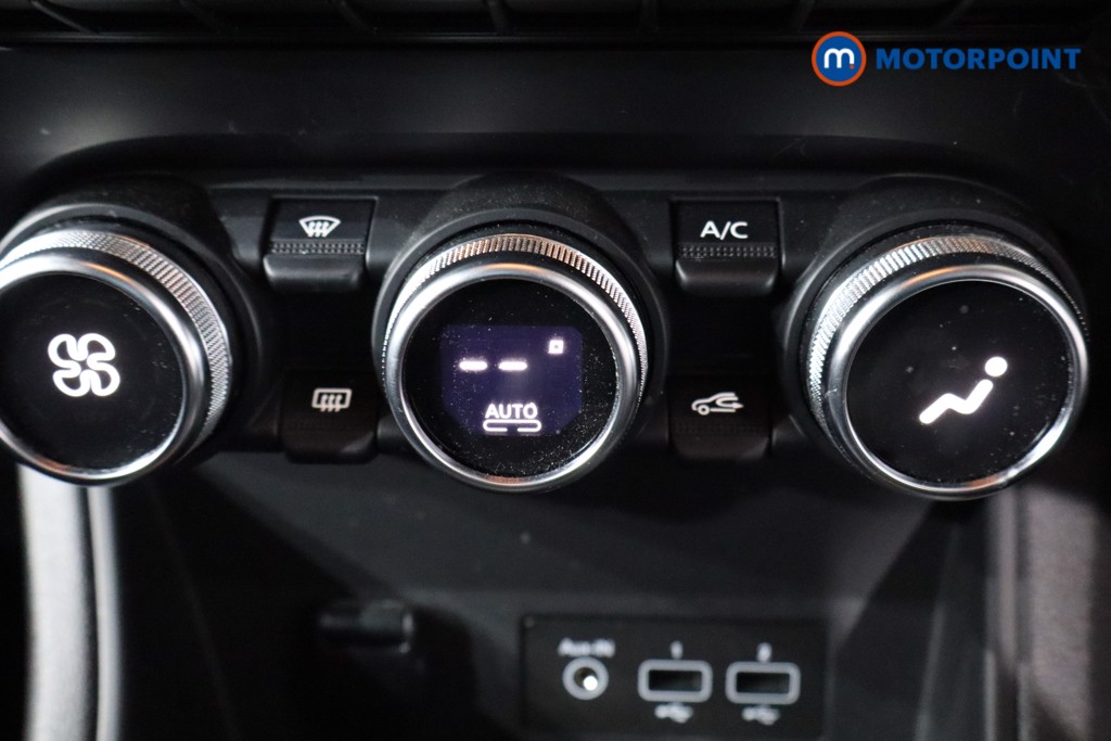 Used Renault Captur 2021 for sale - 76577656: Photo 24