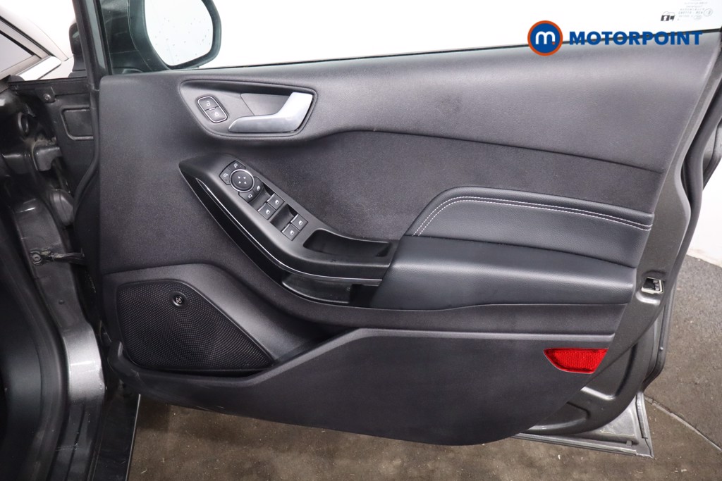 Used Ford Fiesta 2020 for sale - 78173229: Photo 32
