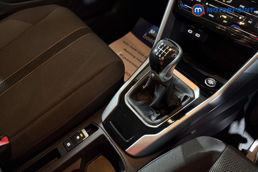 Used Volkswagen T-Roc 2024 for sale - 76933668: Photo 13