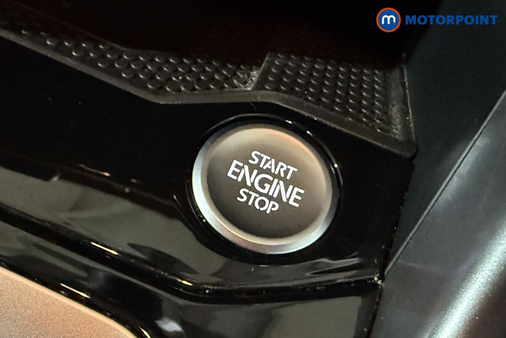 Used Volkswagen T-Roc 2024 for sale - 76933668: Photo 21