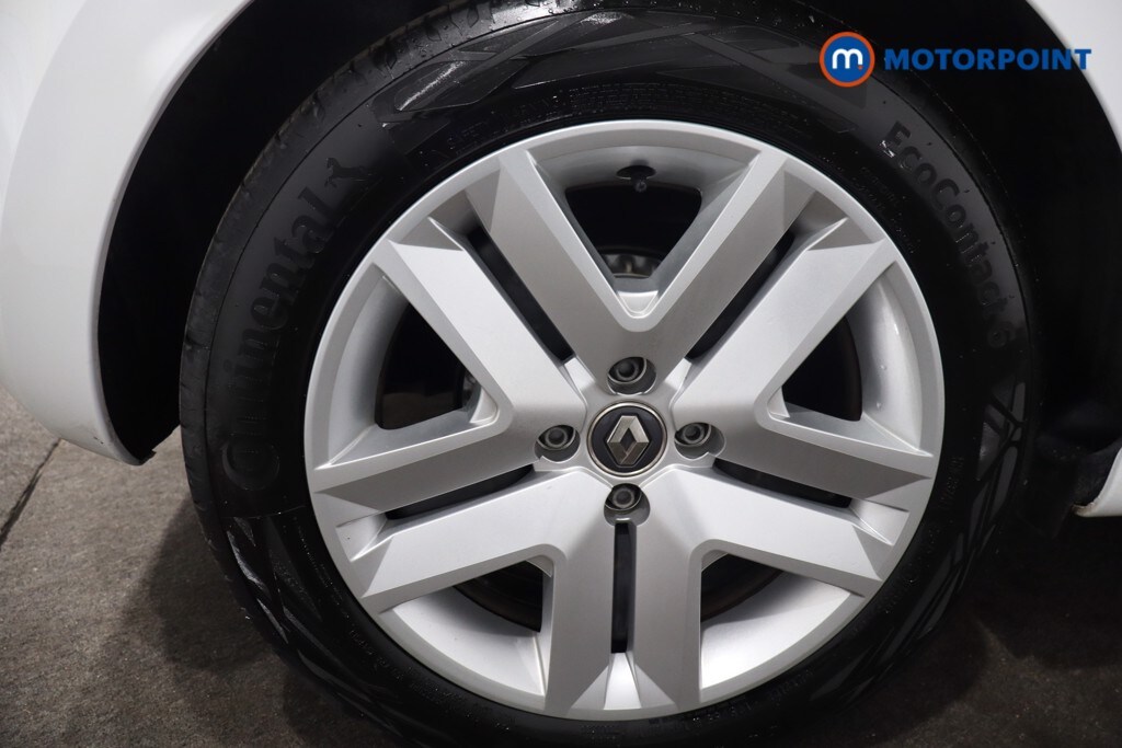 Used Renault Clio 2020 for sale - 75982817: Photo 17