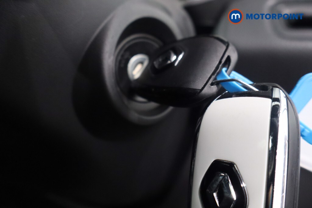 Used Renault Clio 2020 for sale - 75982817: Photo 21