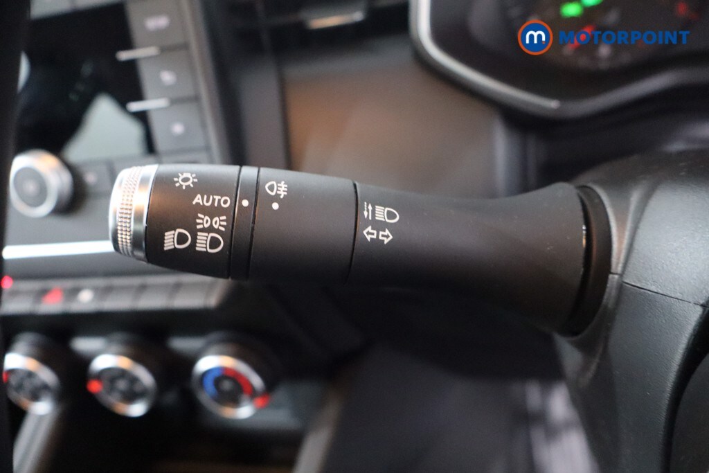 Used Renault Clio 2020 for sale - 75982817: Photo 27
